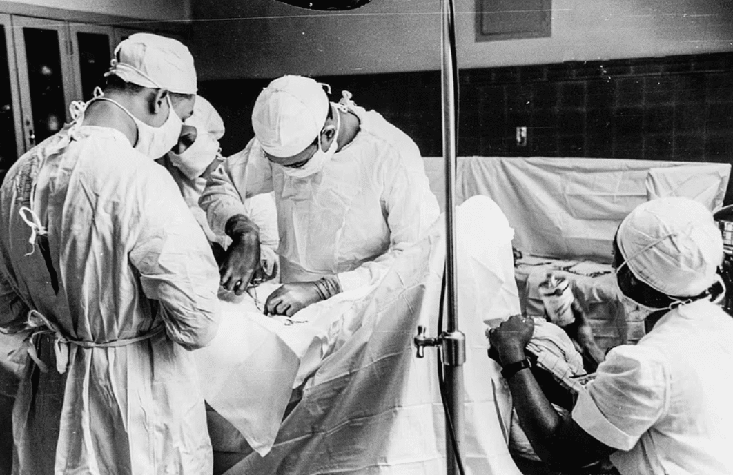 Operation at Provident Hospital on South Side of Chicago, Illinois (1941).